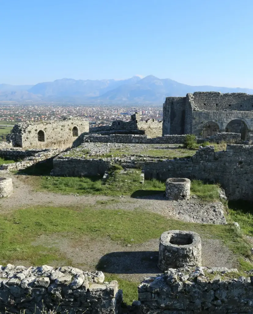 Attractions 10 rozafa castle albania