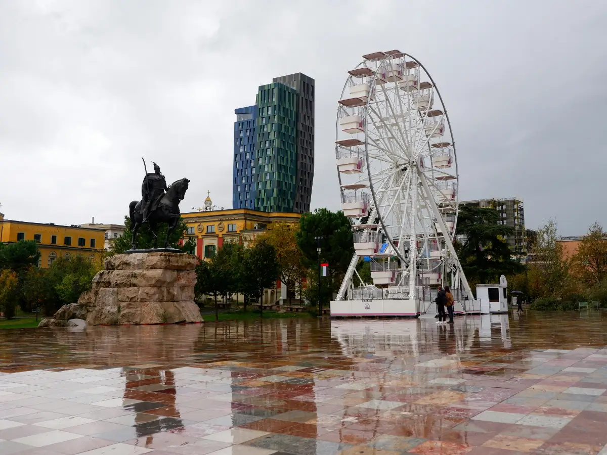 albanian sell property