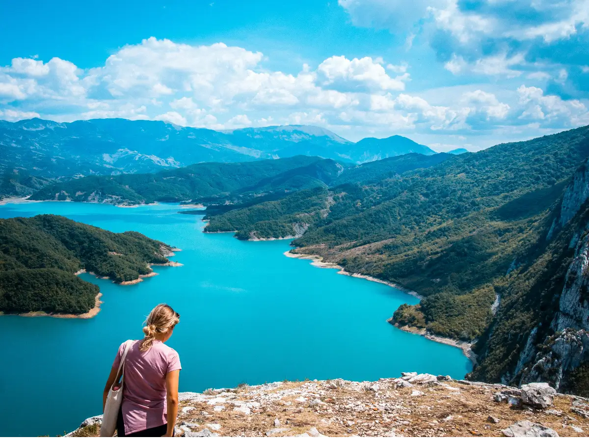 can you buy land albania